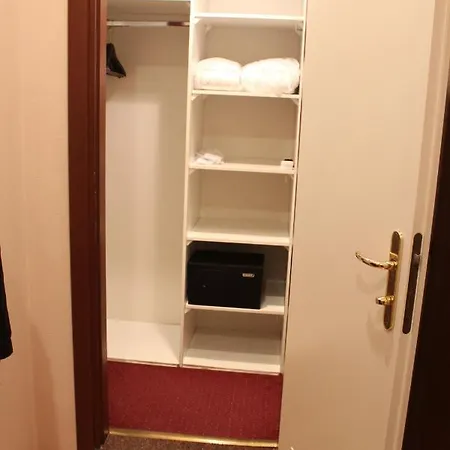 Hotel Domus Hotel-1 3*