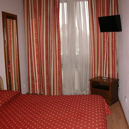 Domus Hotel-1 3* Kiev